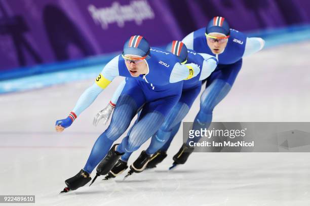 Bokko Havard, Sverre Lunde Pedersen and Simen Spieler Nilsen of Norway compete against Republic of Korea in the final of the Men's Team Pursuit at...