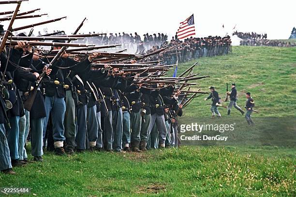 us civil war infantry line of battle shenandoah valley virginia - civil war reenactment stockfoto's en -beelden