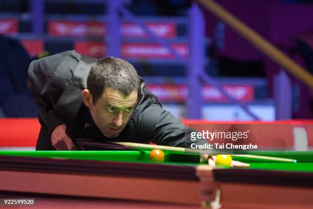 Ronnie O'Sullivan of England plays a shot during his second round match against Yan Bingtao of China on day three of 2018 Ladbrokes World Grand Prix...