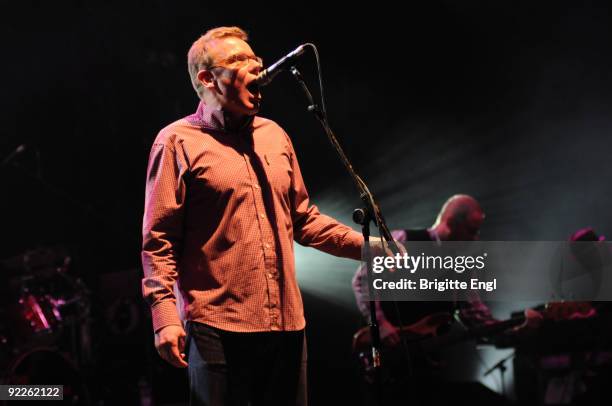 Charlie Reed Singer Charlie Reid Photos and Premium High Res Pictures - Getty Images