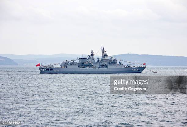 turkish warship - povo turco imagens e fotografias de stock