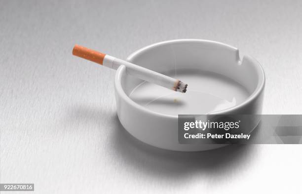 smoking lung cancer emphysema with copy space - sigaretta foto e immagini stock