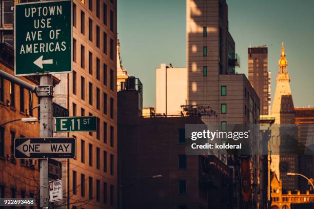 urban skyline in midtown manhattan - park avenue stock-fotos und bilder