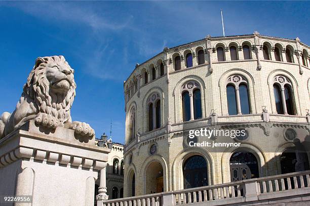 stone lion and stortinget - norwegian culture stock pictures, royalty-free photos & images