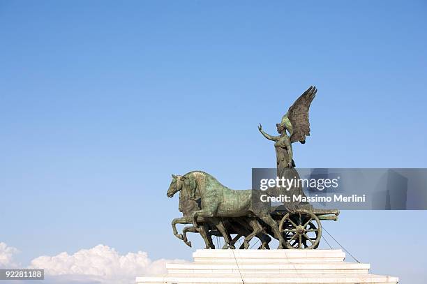 quadriga statue - altare della patria stock pictures, royalty-free photos & images