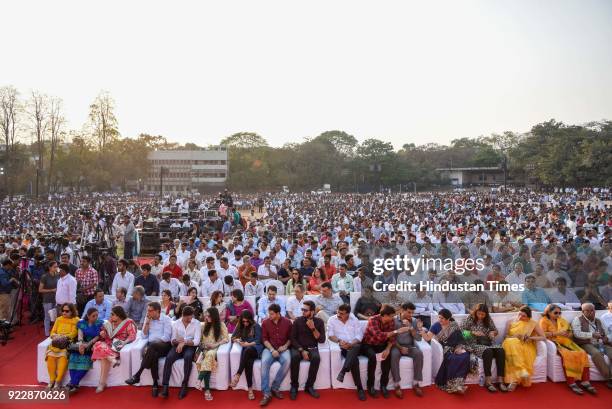 Large number of people gathered for the most awaited interview of Nationalist Congress Party chief Sharad Pawar by Maharashtra Navnirman Sena chief...