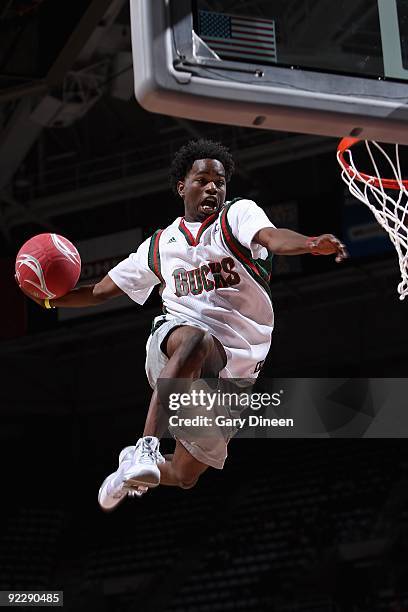 Rim Rocker Milwaukee Bucks Rim Rockers Photos and Premium High Res Pictures ...