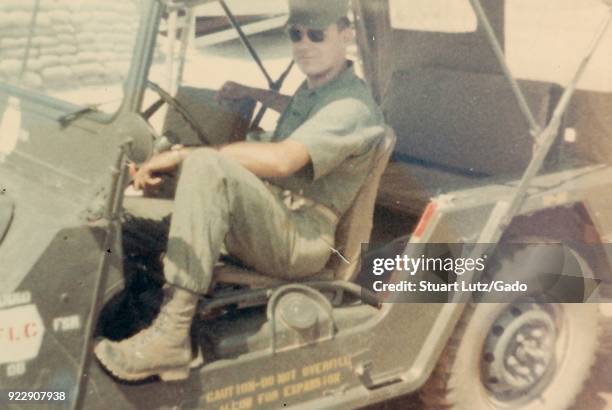 680 Army Soldier Profile Stock Photos, High-Res Pictures, and Images ...