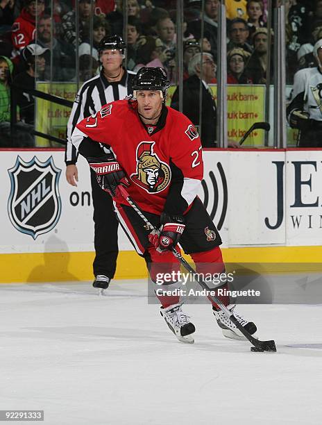 Alexei Kovalev of the Ottawa Senators stickhandles the puck against against the Pittsburgh Penguins at Scotiabank Place on October 12, 2009 in...