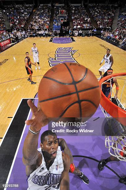 Desmond Mason of the Sacramento Kings shoots a layup during a preseason game against the Golden State Warriors at Arco Arena on October 17, 2009 in...