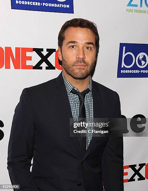 Actor Jeremy Piven attends The ONEXONE Foundation Gala on October 22, 2009 in San Francisco, California.