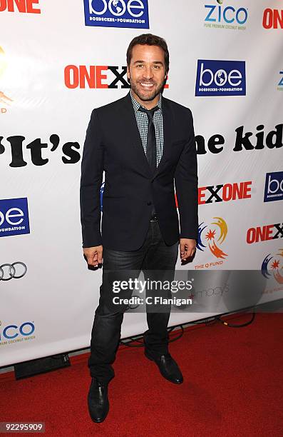 Actor Jeremy Piven attends The ONEXONE Foundation Gala on October 22, 2009 in San Francisco, California.