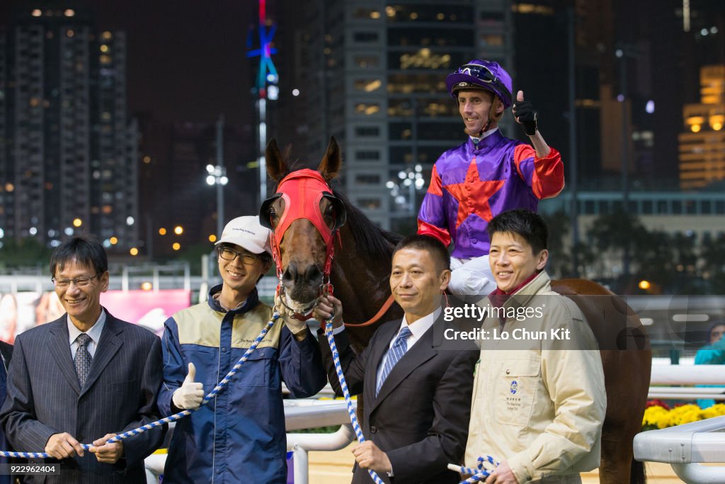 Horse Racing in Hong Kong - Happy Valley Racecourse