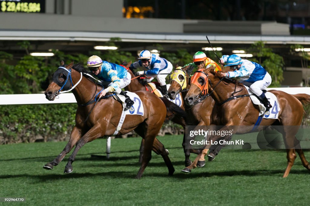 Horse Racing in Hong Kong - Happy Valley Racecourse