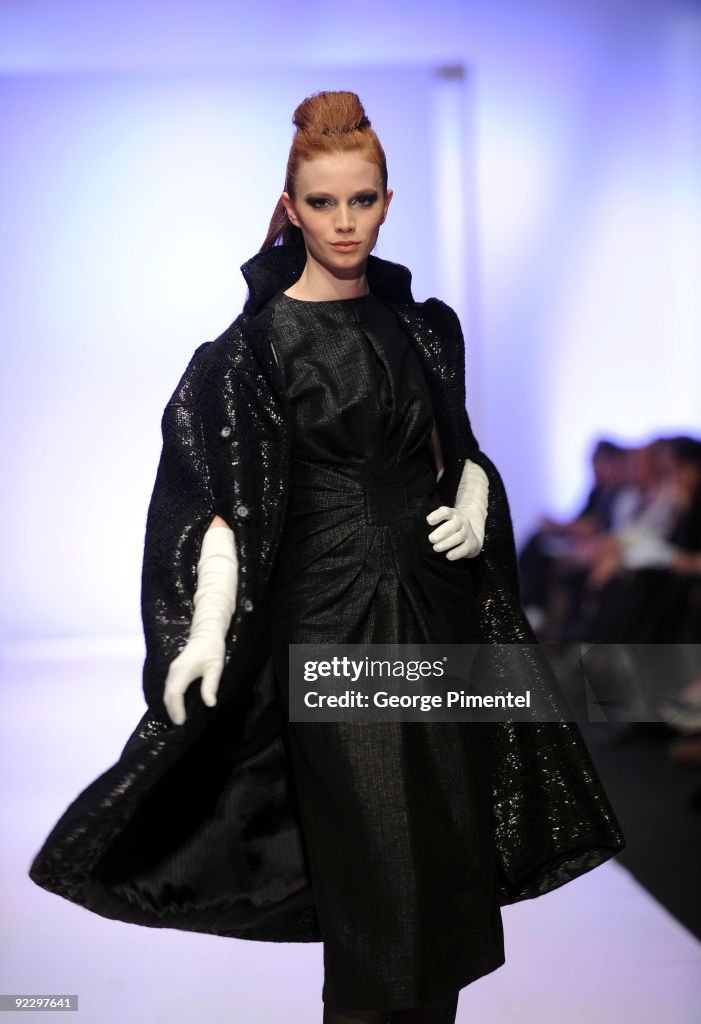 2009 LG Toronto Fashion Week - David Dixon - Runway