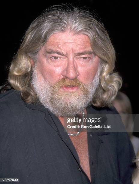 Writer Joe Eszterhas reads and signs copies of his new book "American Rhapsody" on August 31, 2000 at Book Soup in Los Angeles, California.