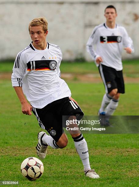 Germany player Sonny Kittel controls the ball against Macedonia during the U17 Euro qualifying match between Germany and Macedonia at the City...