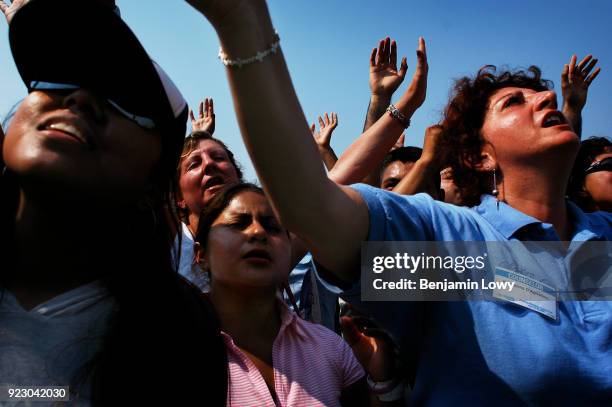 Jun 2005, Queens, New York, USA - Attendees of the Reverend Billy Graham's New York Crusade at Flushing Meadows Park in New York. Graham has preached...