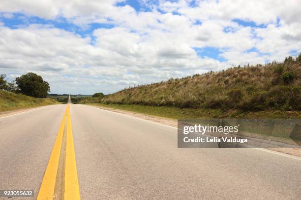 br 116 - the largest highway in brazil. - sharp angle stock pictures, royalty-free photos & images