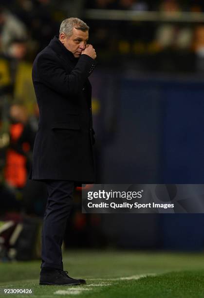 Bruno Genesio, Manager of Olympique Lyon reacts during UEFA Europa League Round of 32 match between Villarreal and Olympique Lyon at the Estadio de...