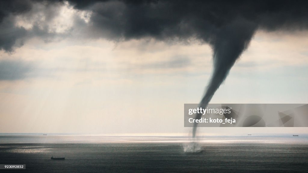 Tornado Sea view