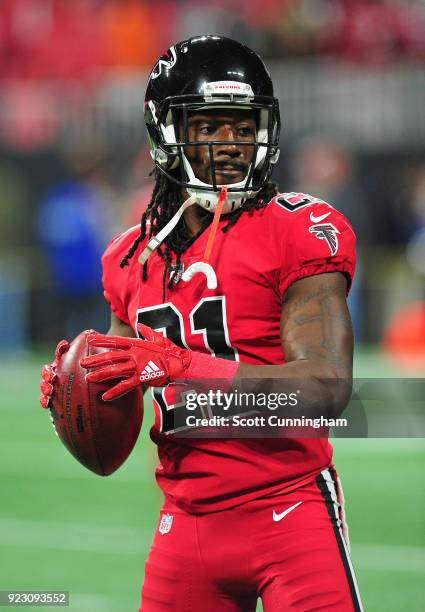 Desmond Trufant of the Atlanta Falcons warms up before the game against the New Orleans Saints at Mercedes-Benz Stadium on December 7, 2017 in...