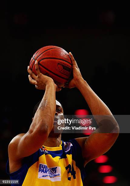 Jonathan Kale of Phoenix shoots during the Beko Basketball Bundesliga game between Telekom Baskets and Phoenix Hagen at the Telekom Dome on October...