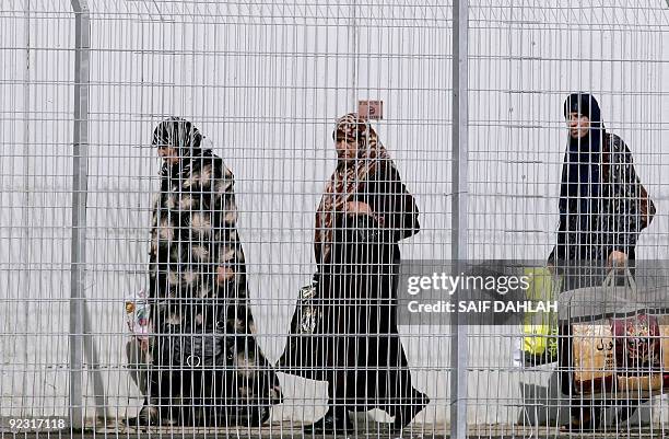 Jenin Checkpoint 431 Sharon Mosque Stock Photos, High-Res Pictures, and Images - Getty ...