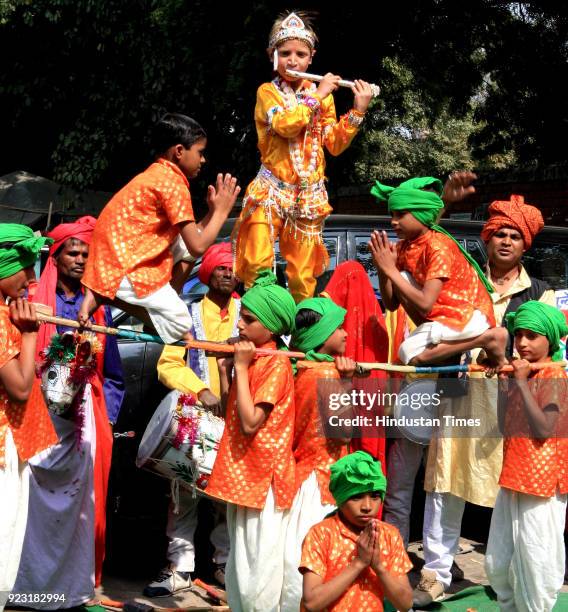 Child artistes from Bundelkhand perform 'Krishna Leela' during Bundelkhand Mukti Morcha's demonstration, demanding for statehood of Bundelkhand, in...