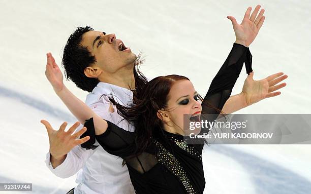 Anna Cappellini and Luca Lanote of Italy perform their free dance at the ISU Grand Prix in Moscow on October 24, 2009. They won the second place. AFP...