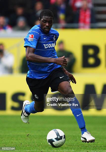 Mohamadou Idrissou of Freiburg in action during the Bundesliga match between FSV Mainz 05 and SC Freiburg at Bruchweg Stadium on October 24, 2009 in...