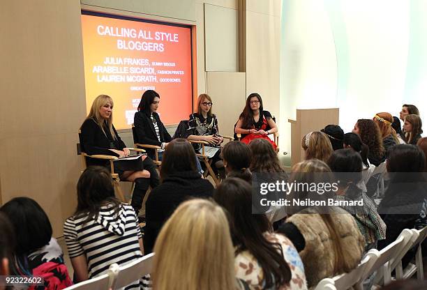 Fashion bloggers Laura McGrath, Julia Frakes and Arabelle Sicardi attend TEEN VOGUE'S Fashion University at Conde Nast on October 24, 2009 in New...