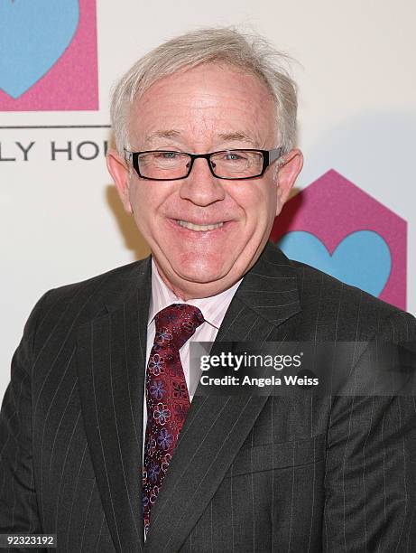 Actor/comedian Leslie Jordan arrives at the 20th Annual Friendly House Luncheon at The Beverly Hilton Hotel on October 24, 2009 in Beverly Hills,...