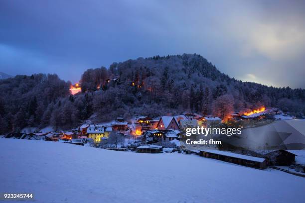 berchtesgaden at night in winter (berchtesgadener land, bavaria, germany) - bavaria village stock pictures, royalty-free photos & images