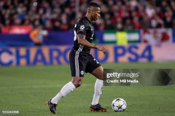 Of Manchester drives the ball during the UEFA Champions League Round of 16 First Leg match between Sevilla FC and Manchester United at Estadio Ramon...