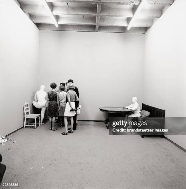 Installation of the artist George Segal at the Documenta IV. Kassel, Germany. Photograph. 1968.