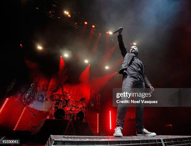 Corey Taylor of Slipknot performs at the Cypress Hill's Smokeout at the San Manuel Amphitheater on October 24, 2009 in San Bernardino, California.
