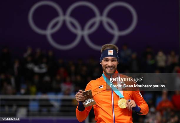 Gold medalist Kjeld Nuis of the Netherlands celebrates during the medal ceremony after the Men's 1,000m on day 14 of the PyeongChang 2018 Winter...