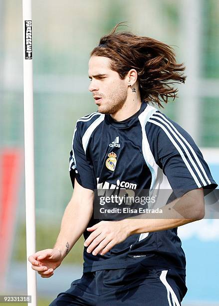 Fernando Gago of Real Madrid exercises during a training session, ahead of Tuesday's Copa del Rey match against Alcorcon, at Valdebebas on October...