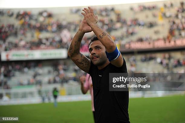 Fabrizio Miccoli of Palermo celebrates victory after the Serie A match between US Citta di Palermo and Udinese Calcio at Stadio Renzo Barbera on...