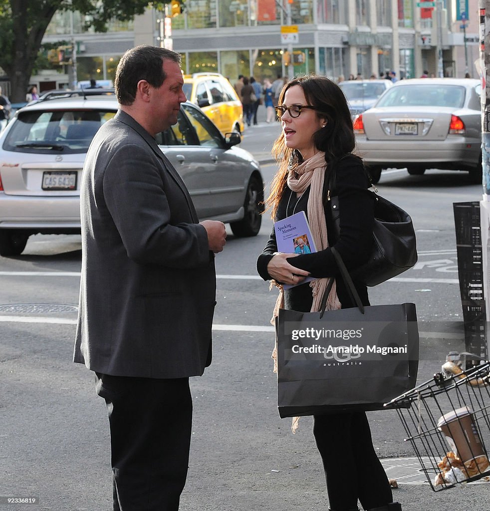 Candids: October 25, 2009