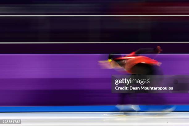 Vincent De Haitre of Canada competes during the Speed Skating Men's 1000m on day 14 of the PyeongChang 2018 Winter Olympic Games at Gangneung Oval on...