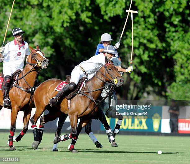 La Aguada player Miguel Novillo Astrada conducts the ball during the Hurlingham Cup semifinal match against Pilara on October 25, 2009 in Buenos...