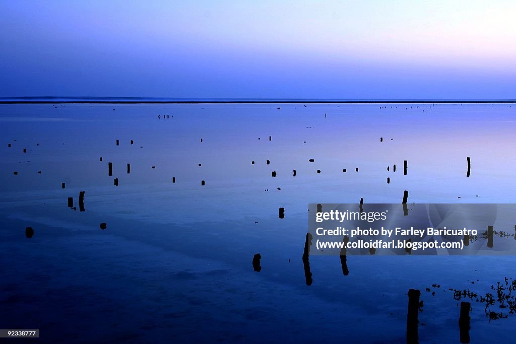 Kutuh seaweed farms silhouette