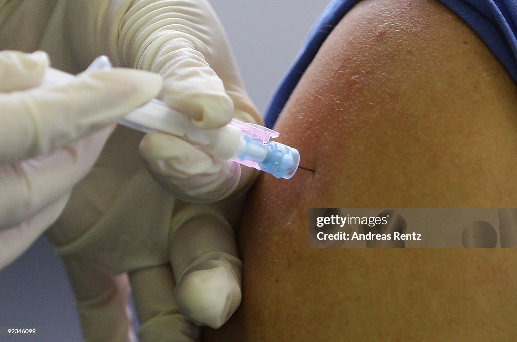 Swine Flu Vaccinations Get Under Way In Germany