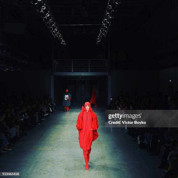 Modelsl walk the runway at the Angel Chen show during Milan Fashion Week Fall/Winter 2018/19 on February 21, 2018 in Milan, Italy.