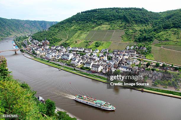 a tour boat on the rhine - rhine river stock pictures, royalty-free photos & images