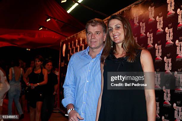 Bernardinho and Fernanda Venturini attends Oi Fashion Rocks at the Jockey Club on October 24, 2009 in Rio de Janeiro, Brazil.