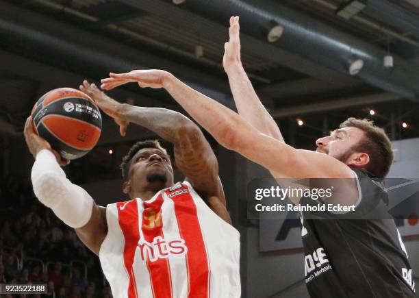 Dylan Ennis, #31 of Crvena Zvezda mts Belgrade competes with Dejan Musli, #42 of Brose Bamberg in action during the 2017/2018 Turkish Airlines...