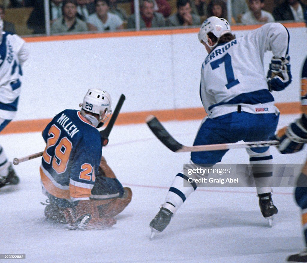 St. Louis Blues v Toronto Maple Leafs